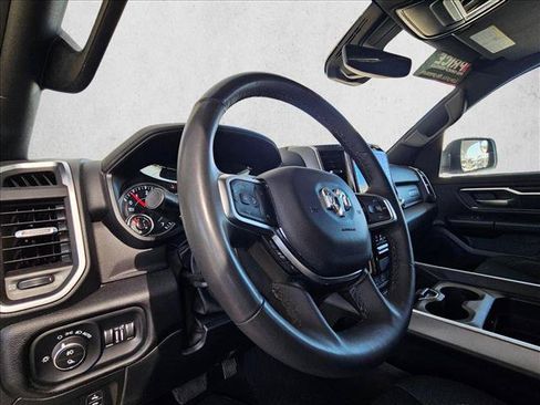 Used 2025 RAM 1500 Big Horn AWD/4WD image 9