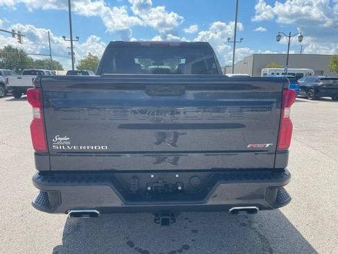 Used 2023 Chevrolet Silverado 1500 RST AWD/4WD image 12
