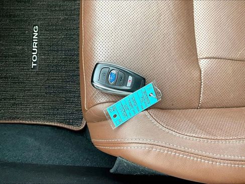 Used 2019 Subaru Ascent Touring w/ Popular Package #3 image 32