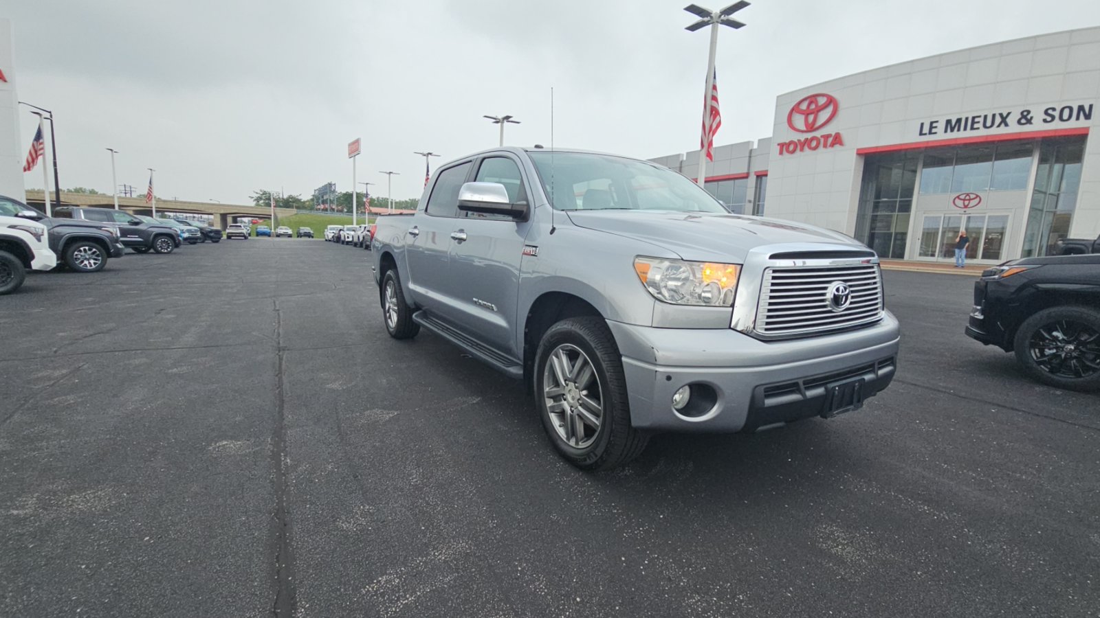 Used 2013 Toyota Tundra Limited AWD/4WD image 1
