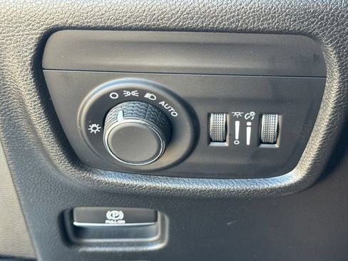 Used 2023 Jeep Grand Cherokee L Laredo AWD/4WD image 29
