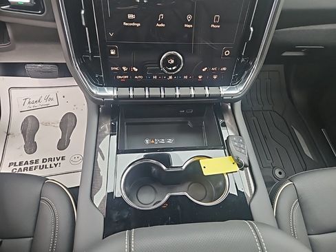 New 2026 GMC Yukon XL Elevation w/ LPO, Get Active Package image 14