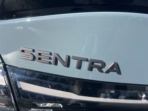New 2026 Nissan Sentra SR w/ SR Premium Package FWD image 22