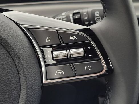 New 2026 Kia Seltos S FWD image 19
