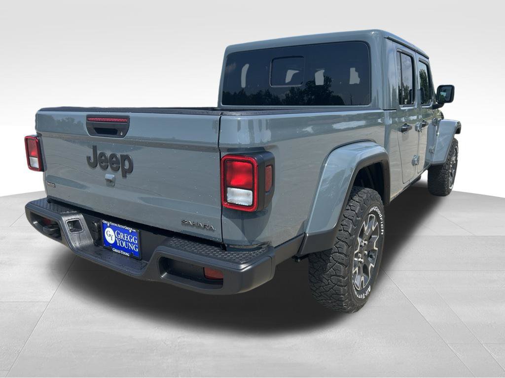 Used 2026 Jeep Gladiator Sport AWD/4WD image 9