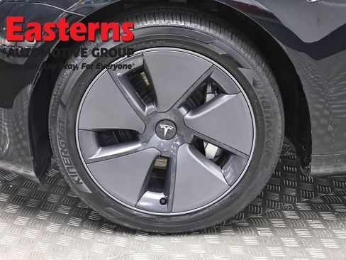 Used 2023 Tesla Model 3 Standard Range RWD image 26