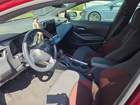 Used 2023 Toyota Corolla SE image 8