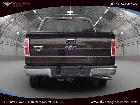 Used 2014 Ford F150 XLT w/ XLT Chrome Package image 4