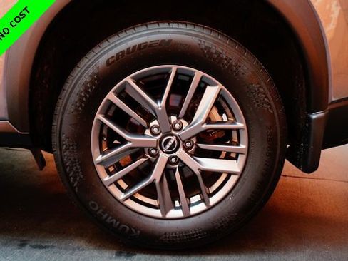 Used 2023 Nissan Rogue S image 75