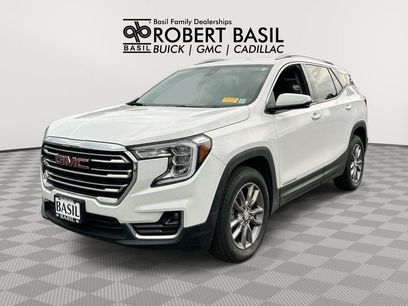 Used 2024 GMC Terrain SLT