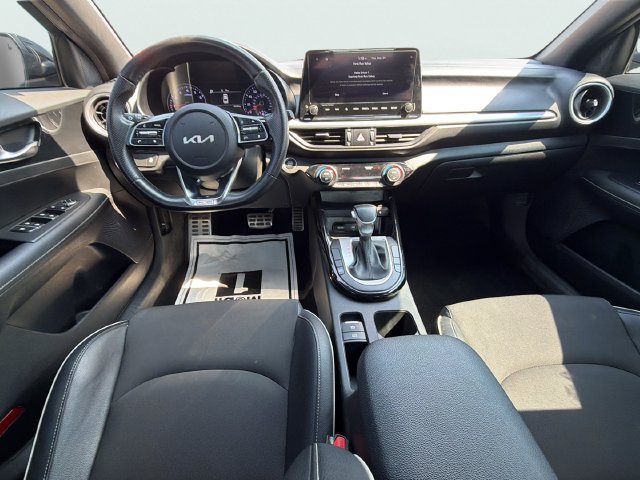 Used 2024 Kia Forte GT-Line w/ GT-Line Premium Package FWD image 16