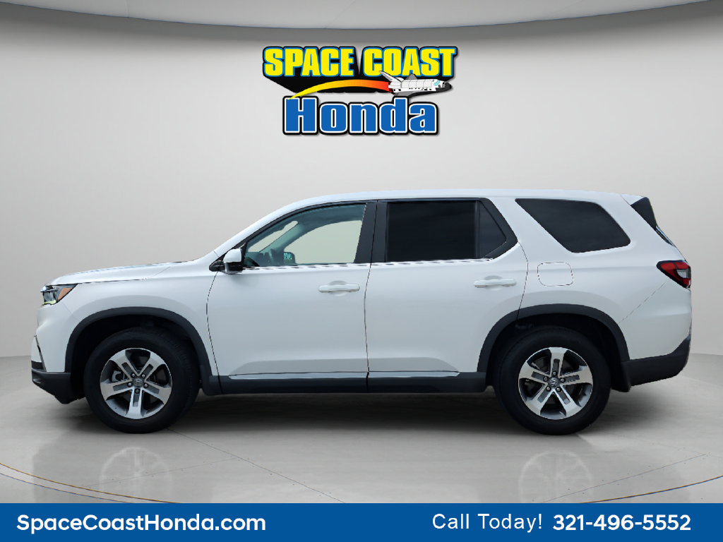 Used 2025 Honda Pilot EX-L image 6