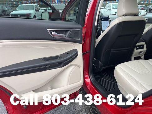 Used 2024 Ford Edge Titanium w/ Equipment Group 301A image 9