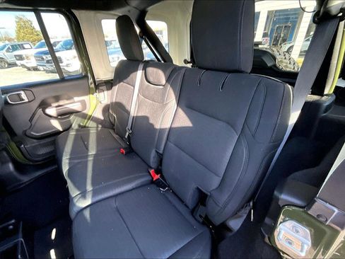 Used 2021 Jeep Wrangler Unlimited Willys image 24