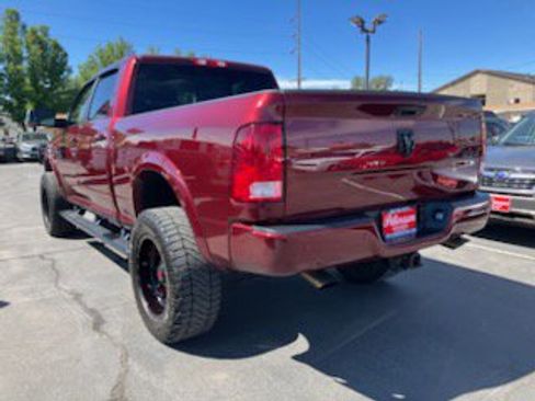 Used 2018 RAM 2500 Big Horn w/ Sport Appearance Group image 3