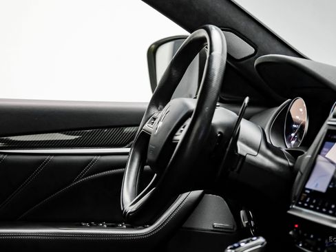 Used 2021 Maserati Levante S GranSport image 55