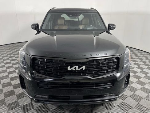 Used 2022 Kia Telluride SX w/ SX Prestige Package image 2