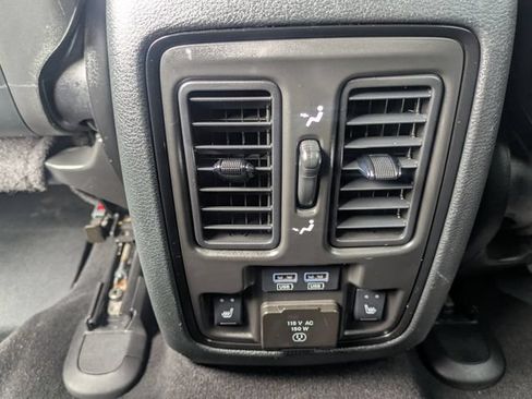 Used 2024 Dodge Durango GT AWD/4WD image 14