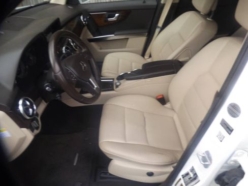 Used 2014 Mercedes-Benz GLK 350 4MATIC image 13