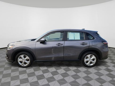 Certified 2025 Honda HR-V LX image 5