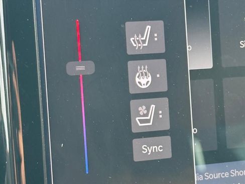 Used 2022 Chrysler Pacifica Pinnacle FWD image 23