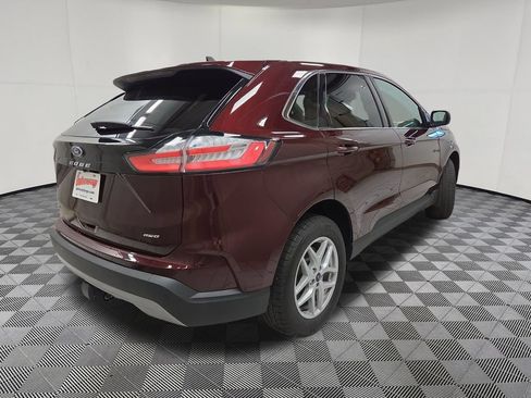Used 2024 Ford Edge SEL w/ Convenience Package AWD/4WD image 4