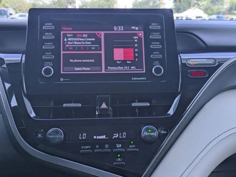 Used 2023 Toyota Camry SE w/ Convenience Package FWD image 17