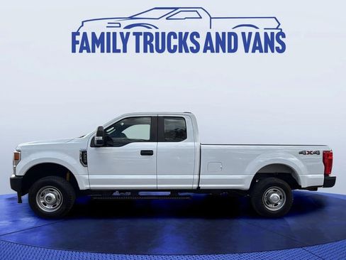 Used 2020 Ford F250 XL w/ Power Equipment Group AWD/4WD image 2