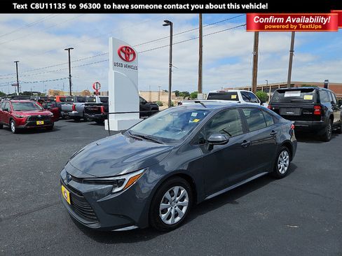 Used 2025 Toyota Corolla LE w/ Carpet Mat Package (TMS) image 1