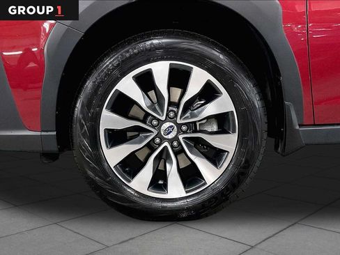 Certified 2023 Subaru Outback Touring AWD/4WD image 11
