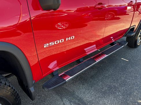 Used 2025 Chevrolet Silverado 2500 LT w/ All Star Edition AWD/4WD image 5