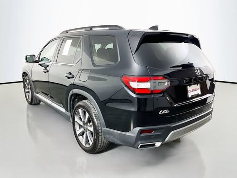 Used 2023 Honda Pilot Elite image 9