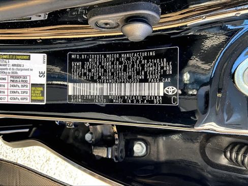 Used 2023 Toyota Corolla LE image 36