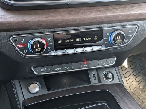 Used 2023 Audi Q5 2.0T Premium Plus w/ Premium Plus Package image 21