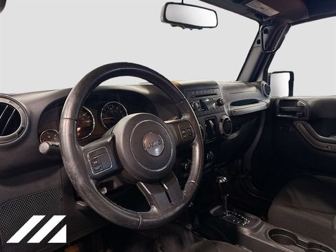 Used 2016 Jeep Wrangler Sport w/ Quick Order Package 24S AWD/4WD image 8