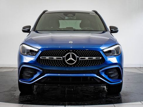 Certified 2025 Mercedes-Benz GLA 250 4MATIC image 2