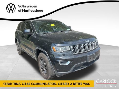 Used 2020 Jeep Grand Cherokee Laredo AWD/4WD image 4