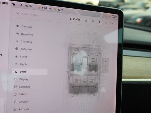 Used 2018 Tesla Model 3 Long Range image 15