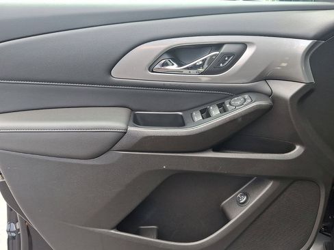 Certified 2023 Chevrolet Traverse LT image 21