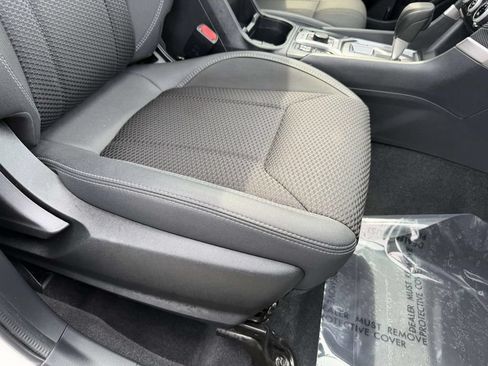Used 2020 Subaru Forester Premium AWD/4WD image 11