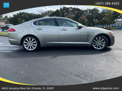 Used 2010 Jaguar XF Premium image 6