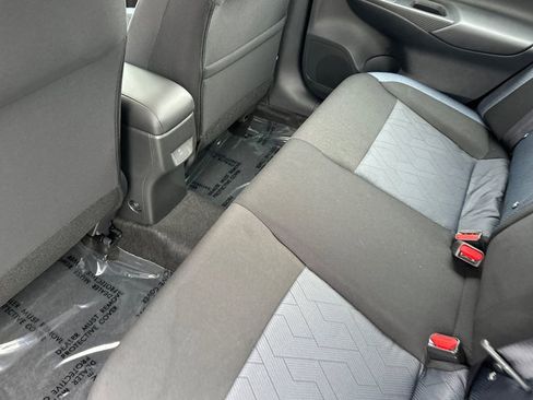 New 2025 Nissan Versa SV w/ Trunk Package FWD image 9