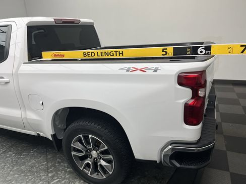 Certified 2022 Chevrolet Silverado 1500 LT image 30