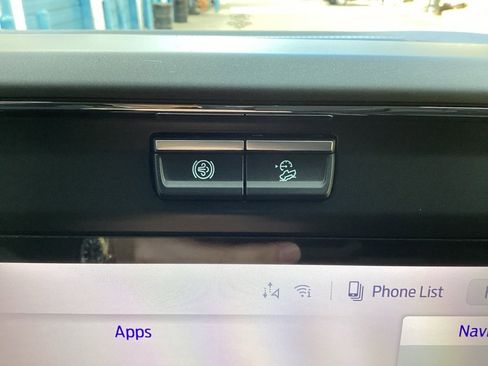 New 2026 Ford F250 Lariat w/ Black Appearance Package image 54