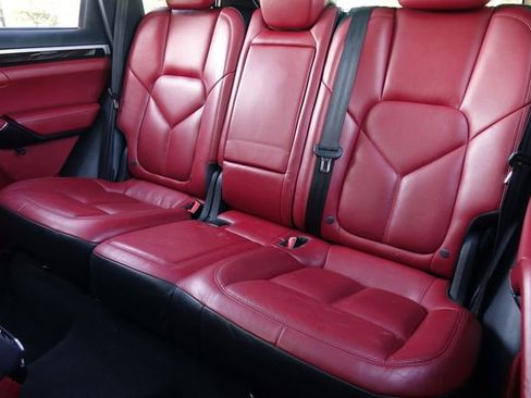 Used 2016 Porsche Cayenne S w/ Premium Plus Package image 30