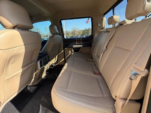 Used 2017 Ford F150 Lariat image 12