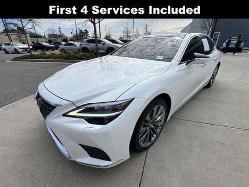 Used 2022 Lexus LS 500 w/ Interior Upgrade Package image 5