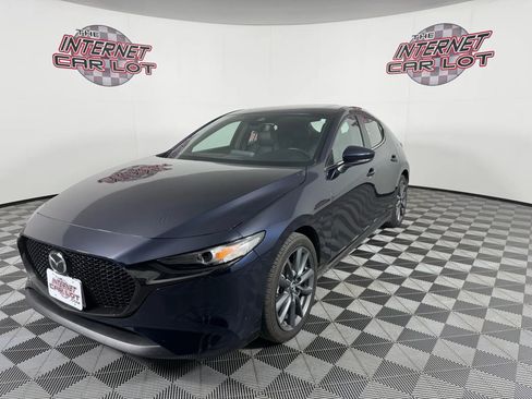 Used 2023 MAZDA MAZDA3 s image 3
