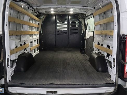 Used 2024 Ford Transit 250 Low Roof w/ Exterior Upgrade Package image 21