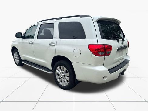 Used 2016 Toyota Sequoia Platinum AWD/4WD image 6